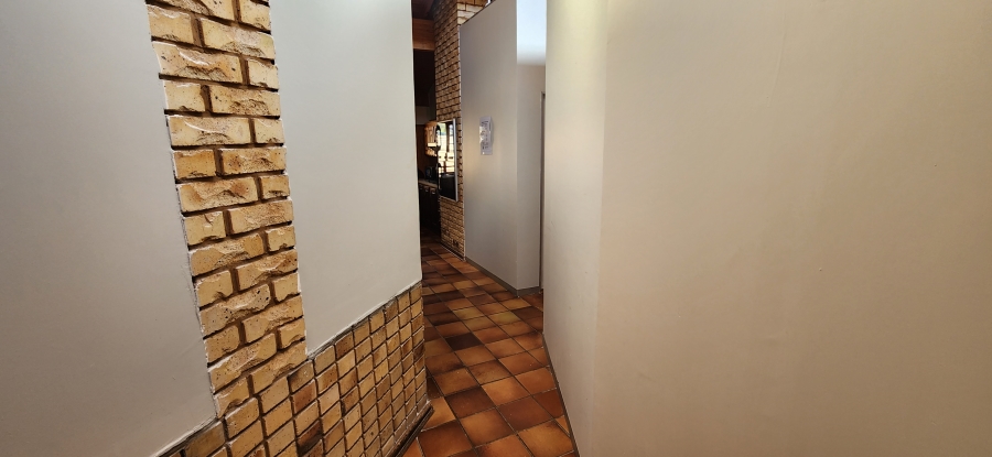 20 Bedroom Property for Sale in Bult North North West